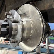 Imparts_Land_Rover_trommel_naar_schijfrem_21.JPG